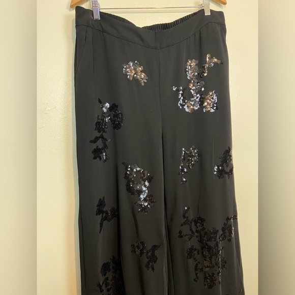 NWOT Chico’s Floral Sequin Wide Leg Pants - Picture 7 of 10